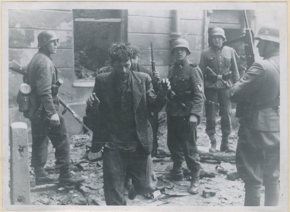 3 - Un soulèvement à valeur d’exemple 35 s10.pa3 .008 varsovie 18 stroop MRJ MOI