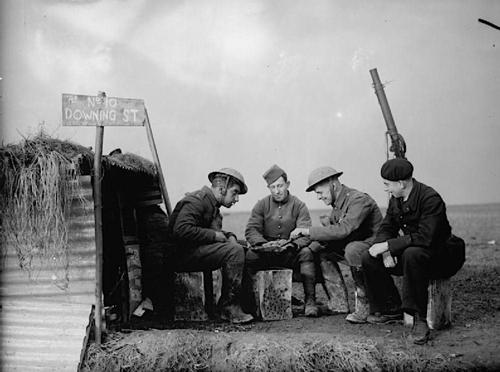 1 - Engagement des Juifs immigrés dans la guerre 40 s3.pa1 .001 drole guerre 28nov 1939 MRJ MOI