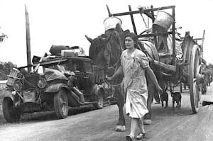 1 - Engagement des Juifs immigrés dans la guerre 30 s3.pa1 .016 exode 19juin 1940 MRJ MOI