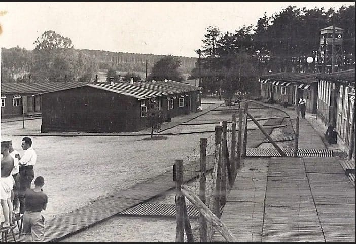 1 - Premier statut des Juifs 35 s4.pa1 .011 stalag iiid vue du camp MRJ MOI