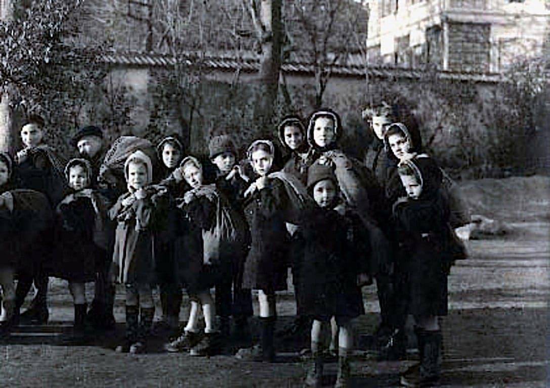 2 - D'autres actions de sauvetage 67 s9.pa2 .022 orphelinat lavarenne amelot 1943 MRJ MOI